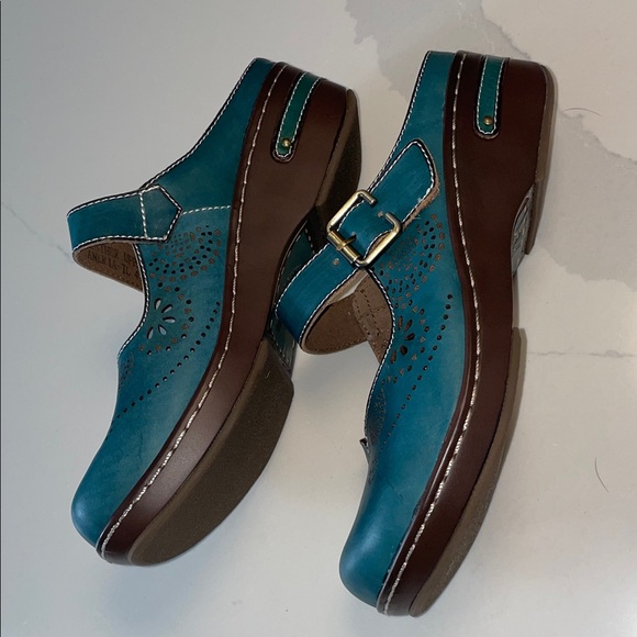 Spring Step L'Artiste Teal Mules 41 fits like 9.5
Boho, crunchy - Picture 5 of 9